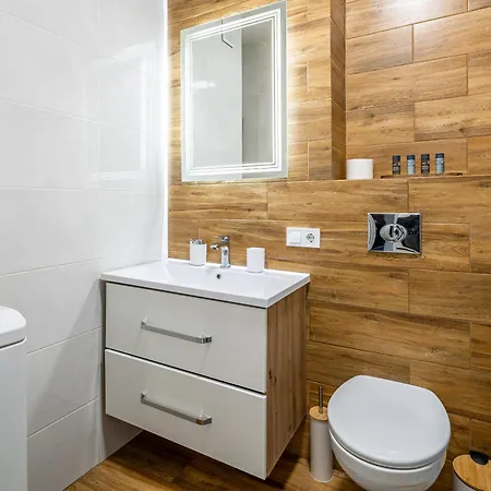 Avalon Time Apartament *